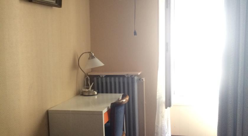 Hotel Stanislas Sans Ascenseur Paris Room photo